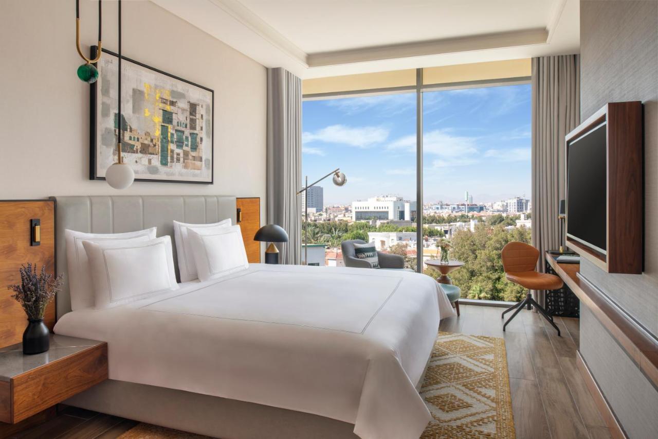 Swissotel Living Jeddah Eksteriør billede Deluxe King