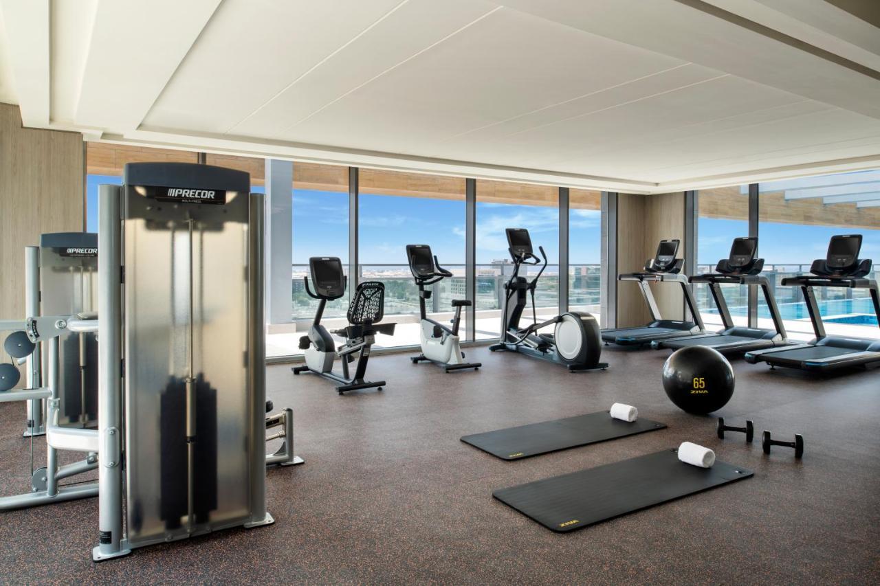 Swissotel Living Jeddah Eksteriør billede The gym at the hotel