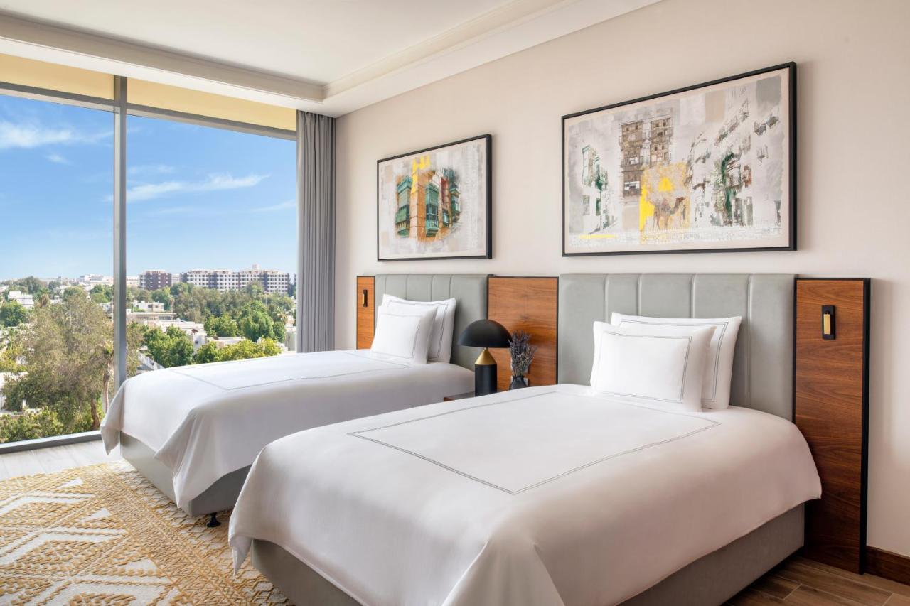 Swissotel Living Jeddah Eksteriør billede Deluxe Room