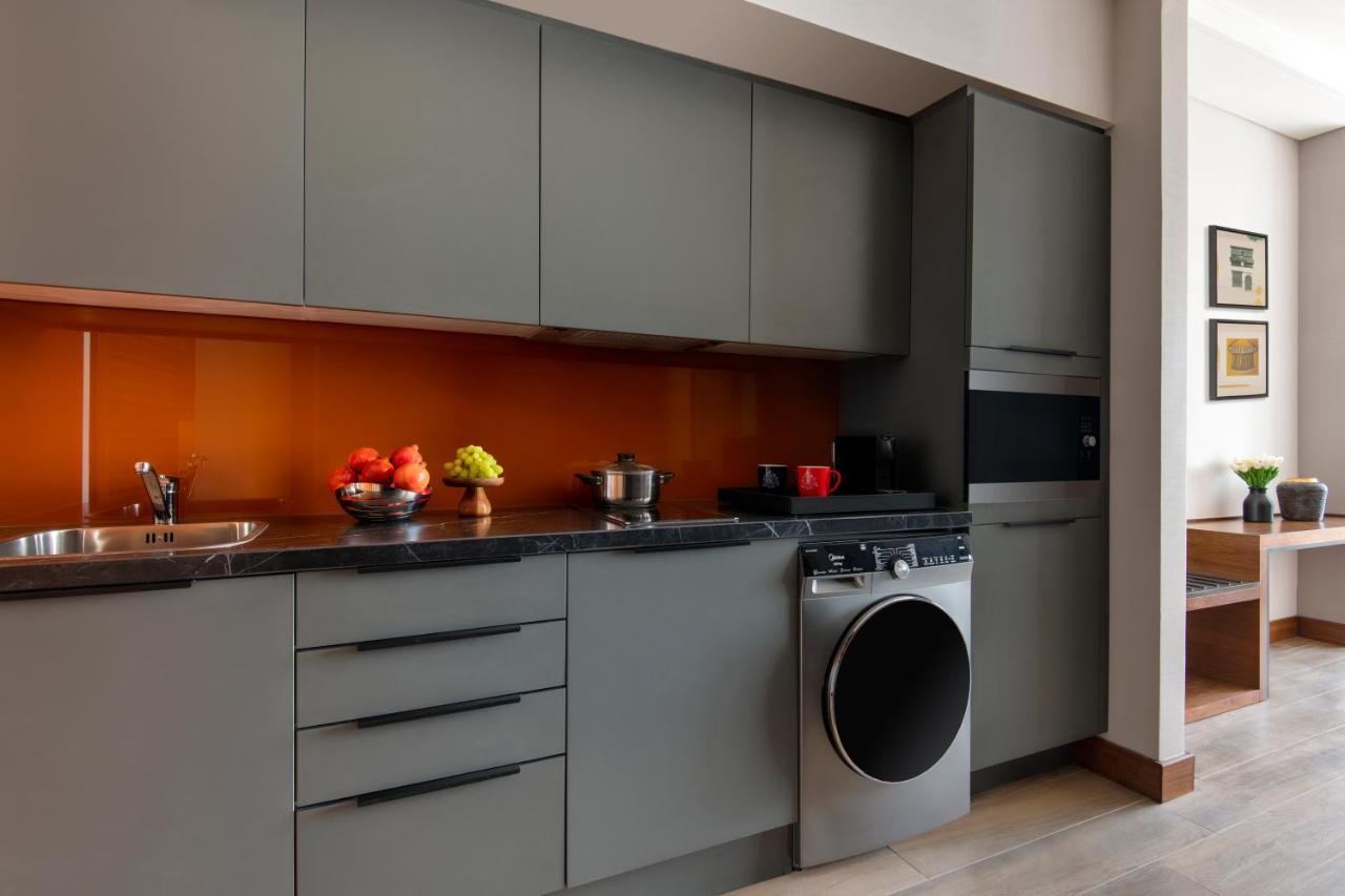 Swissotel Living Jeddah Eksteriør billede A modern kitchen