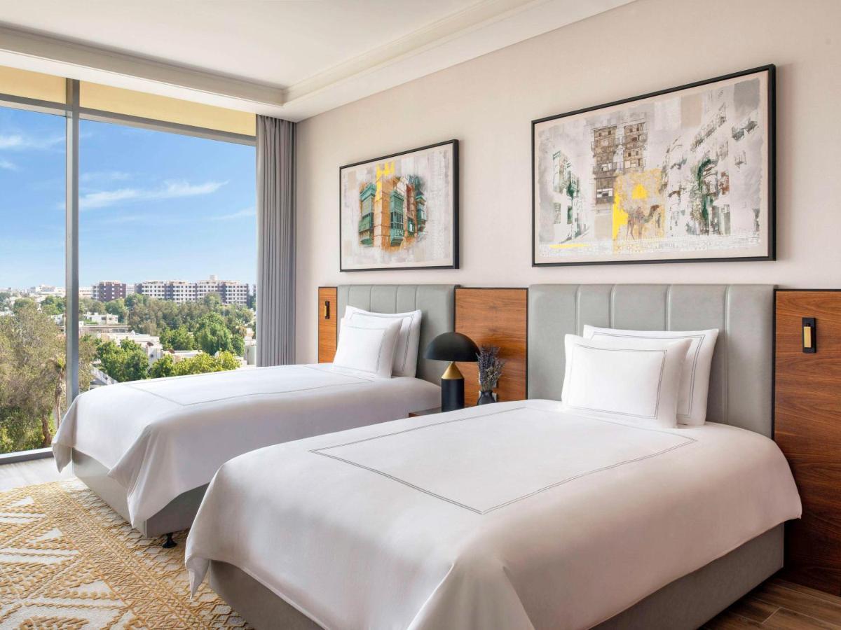 Swissotel Living Jeddah Eksteriør billede Deluxe Room